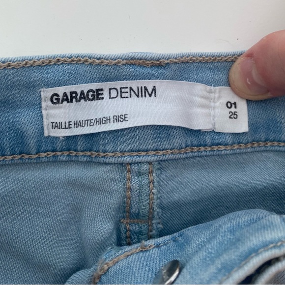Denim high rise shorts from garage size 01 - Picture 2 of 3